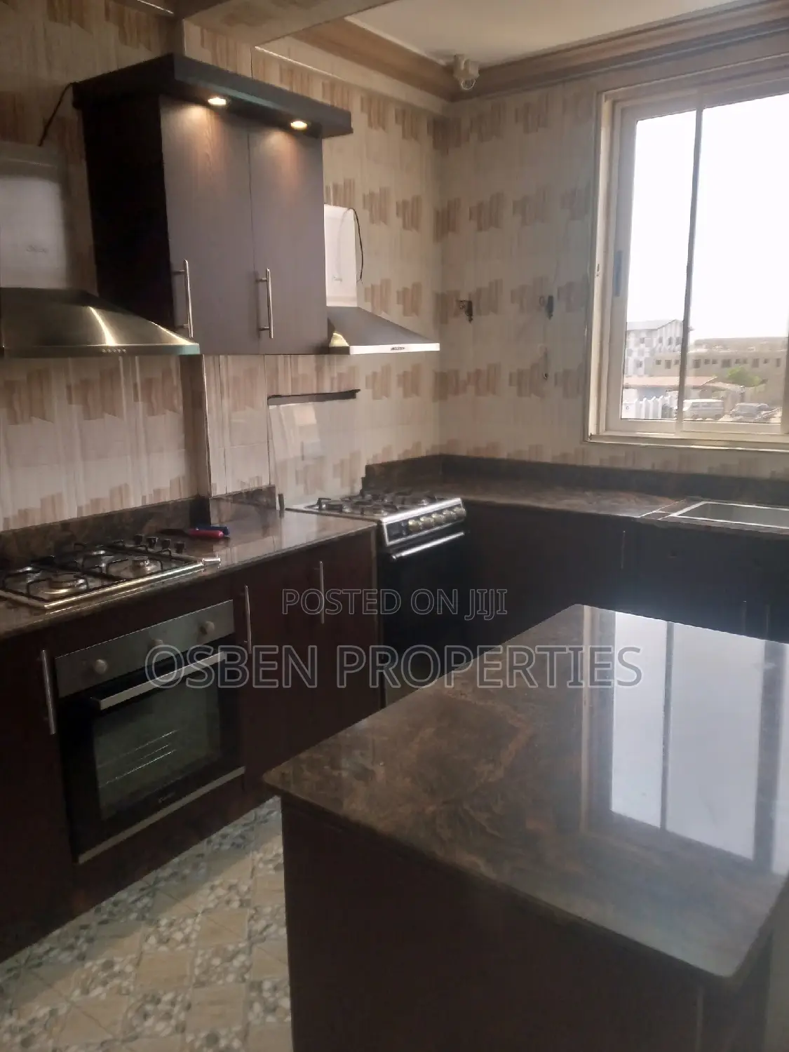 Furnished 5bdrm House in Pleasant Properties, Spintex for rent