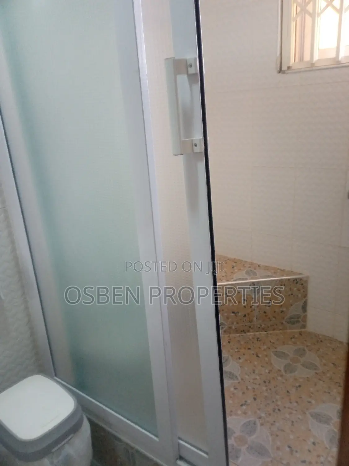Furnished 5bdrm House in Pleasant Properties, Spintex for rent