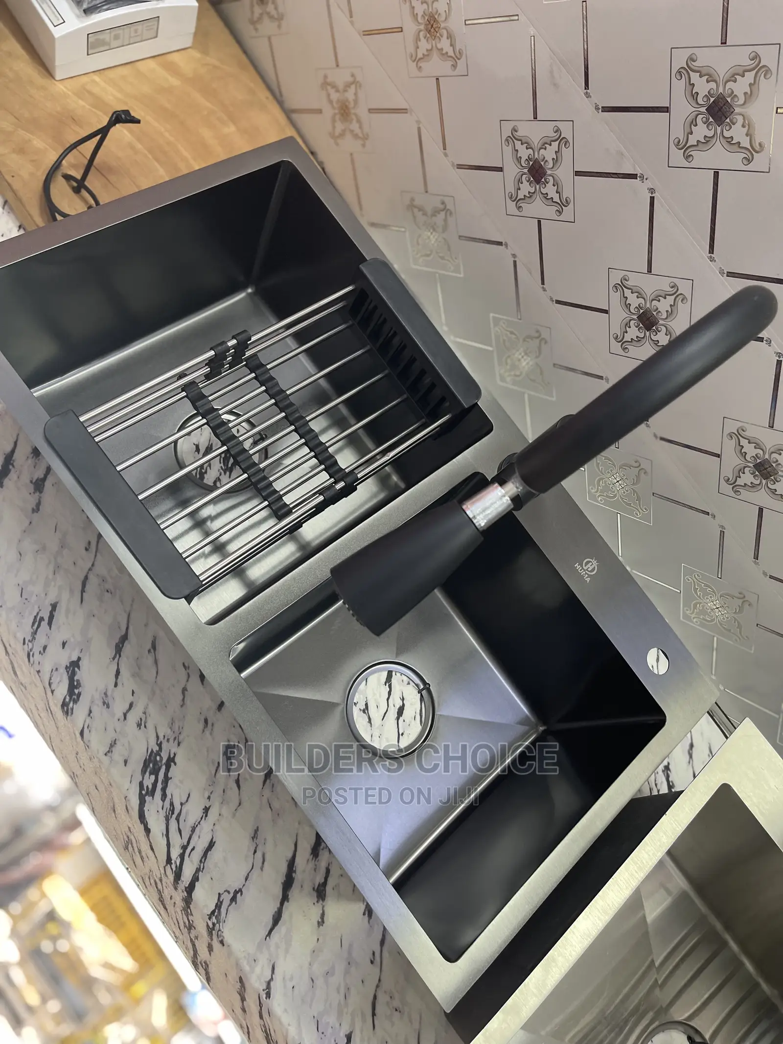 Kitchen Sink Black (B4)