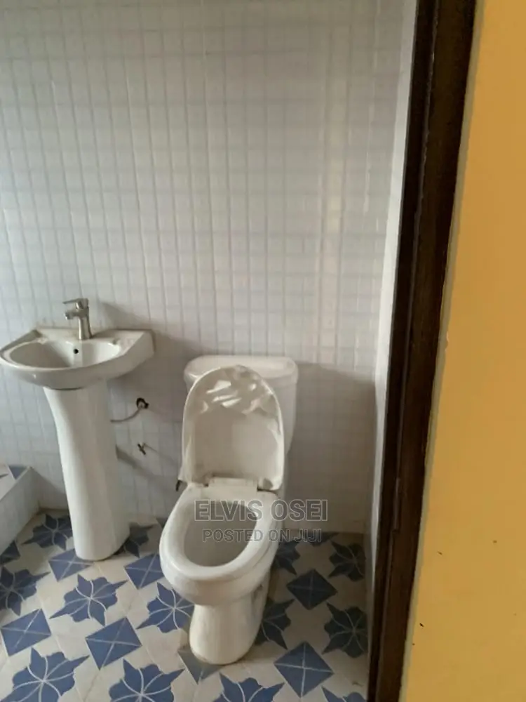 3bdrm Apartment in Ablekuma for Rent