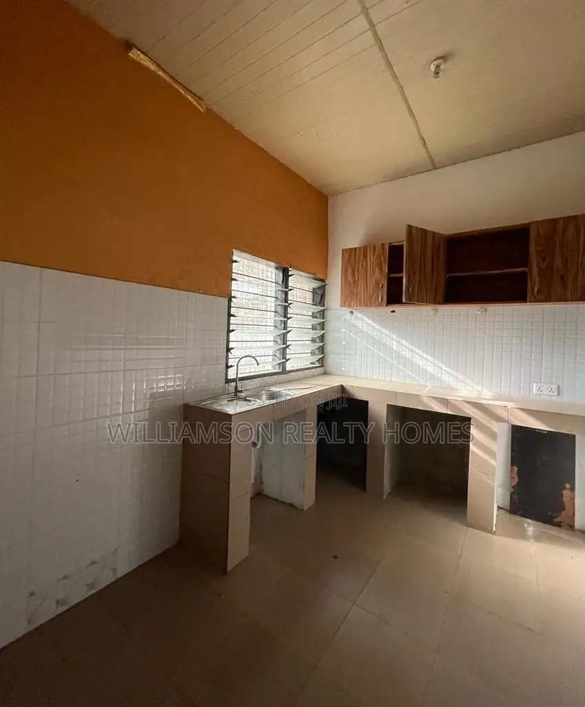 1bdrm Apartment in Community 18, Spintex for rent