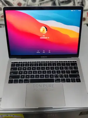 Laptop Apple MacBook Pro M1 16GB Intel Core I5 SSD 512GB