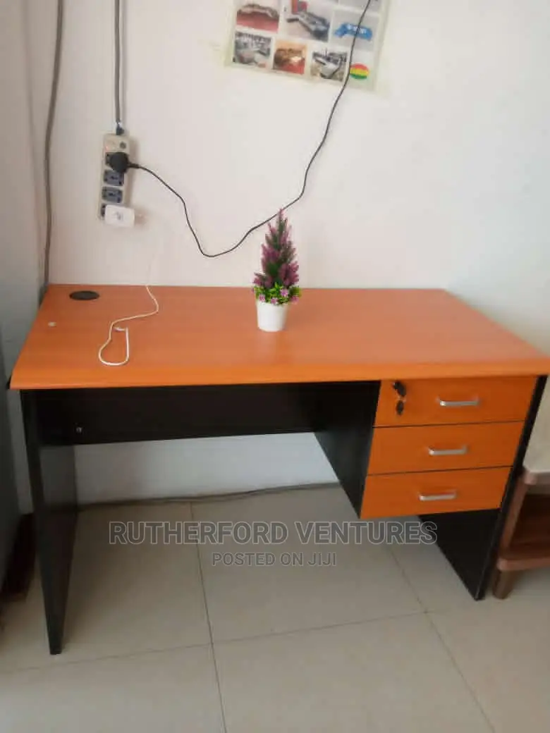 Office Desk
