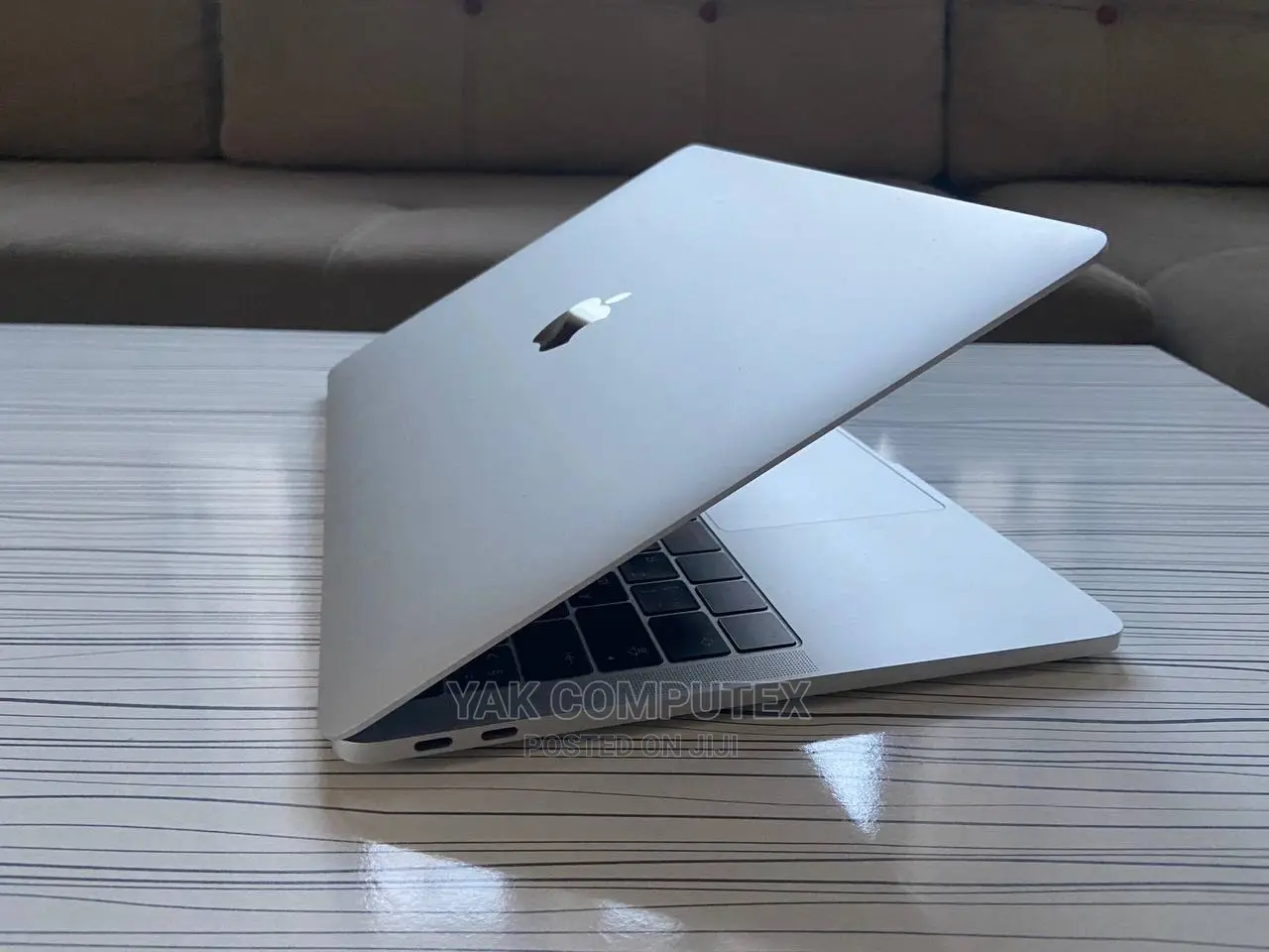 Laptop Apple MacBook Pro 16GB Intel Core i5 SSD 512GB