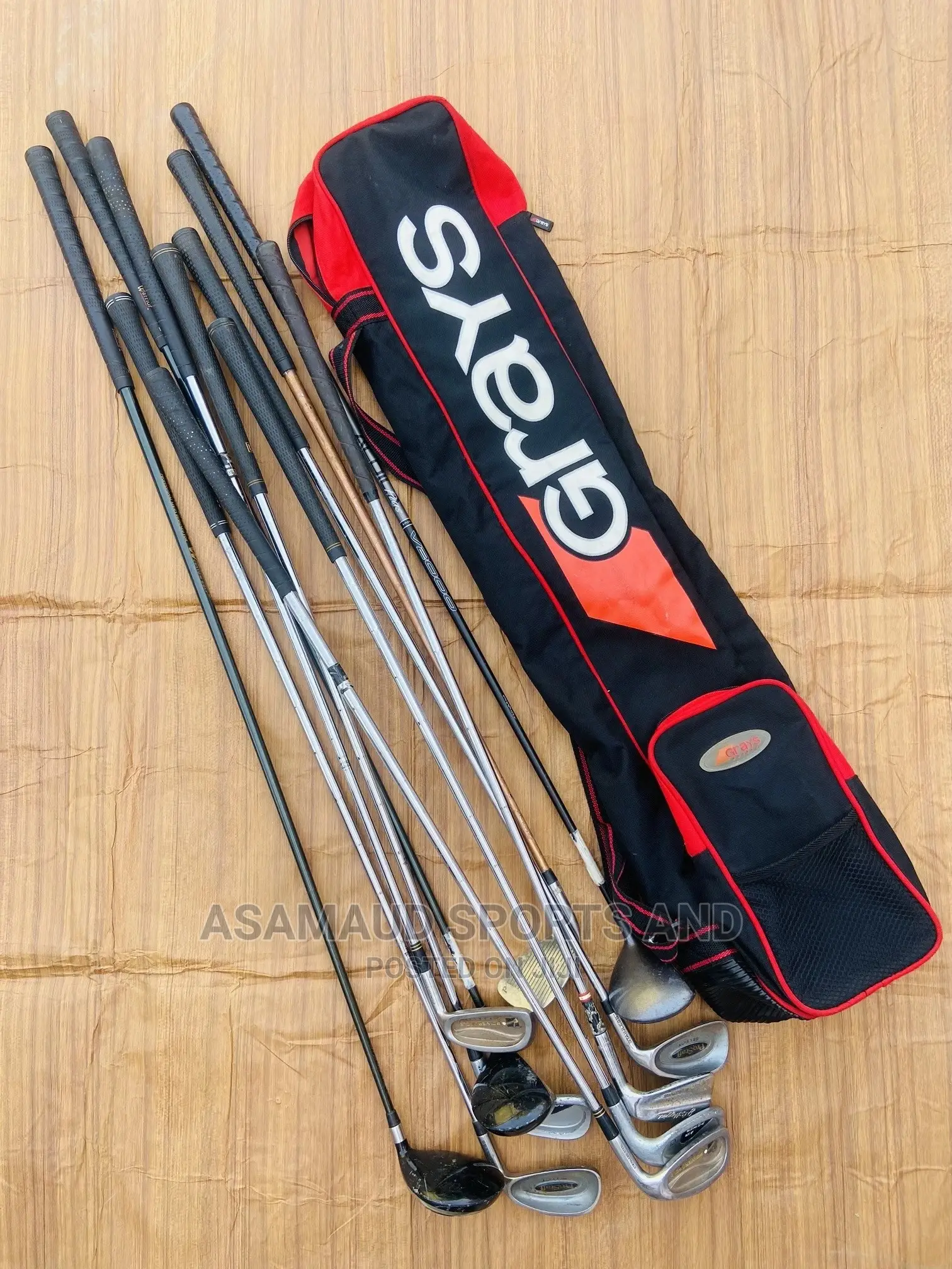 Original Golf Sticks With Bag at Cool Price