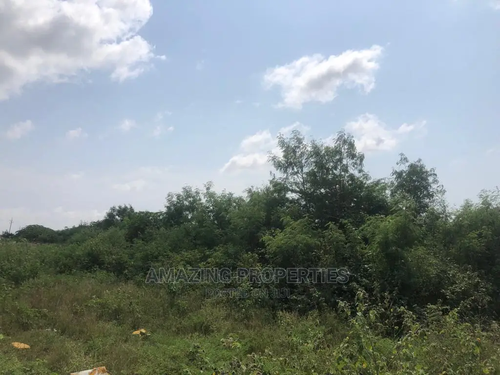 11 Acres of Land at Akosombo