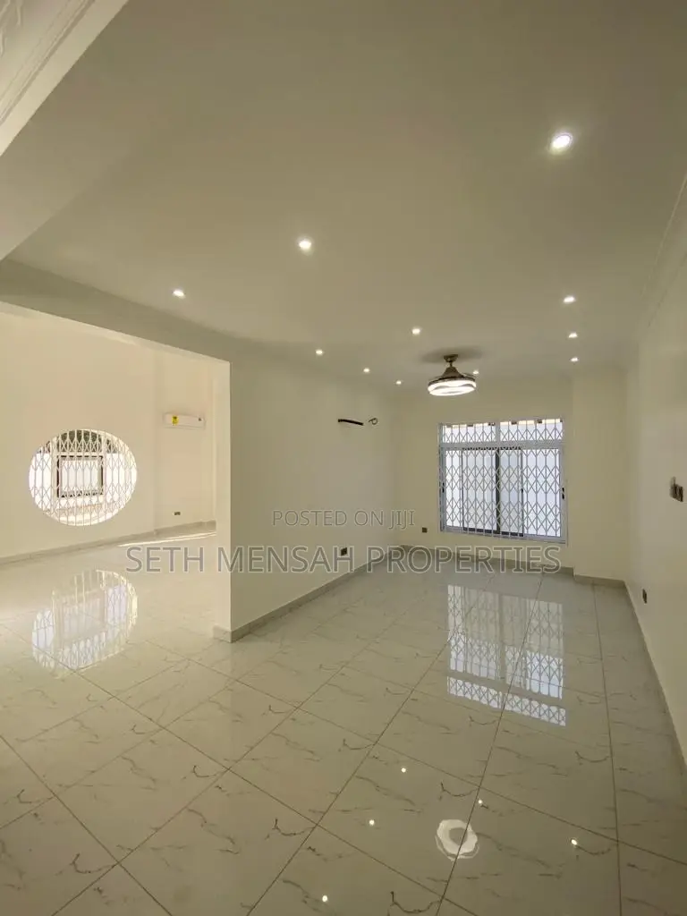4bdrm House in Skm, East Legon for Rent