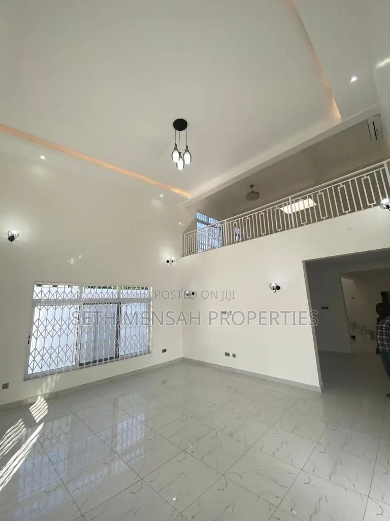 4bdrm House in Skm, East Legon for Rent