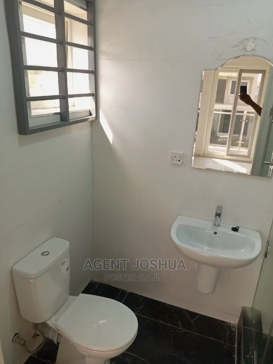 4bdrm House in Manet Court Estate for rent