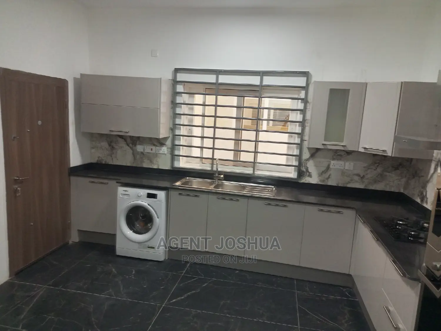 4bdrm House in Manet Court Estate for rent