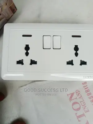 13A Double Socket (5in1box)