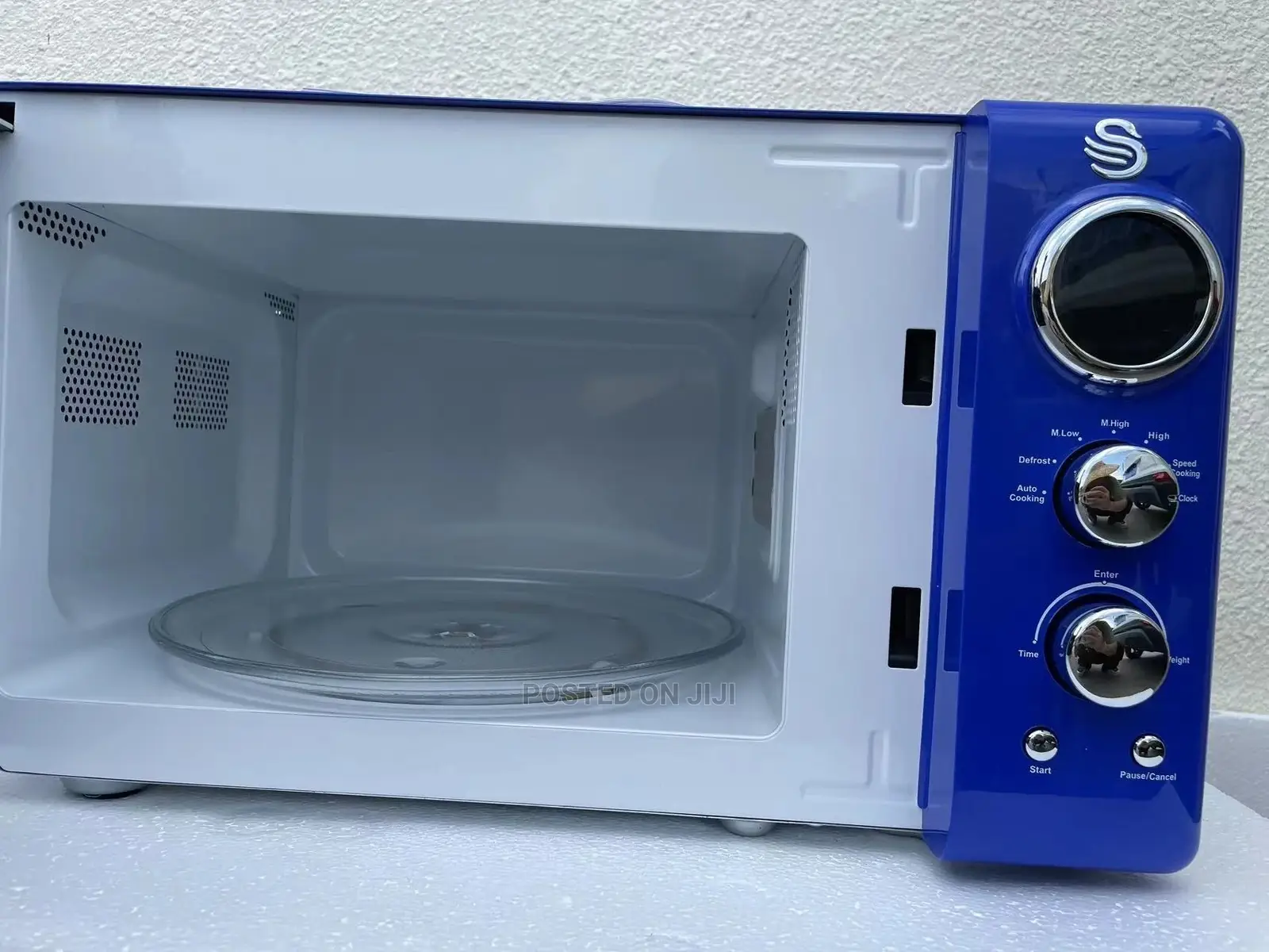 High Quality Swan Microwave 20L