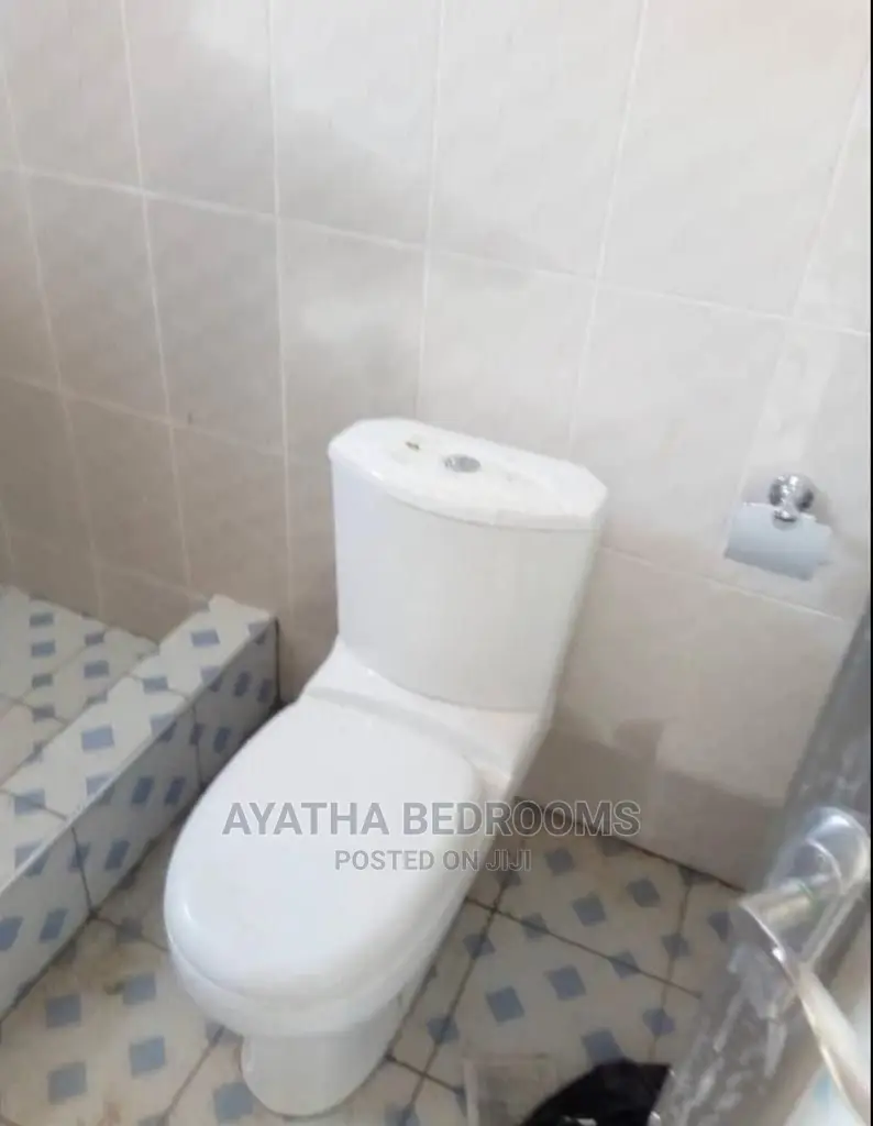 4bdrm House in Ayathar Bedroom, New Town for Sale