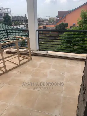 4bdrm House in Ayathar Bedroom, New Town for Sale