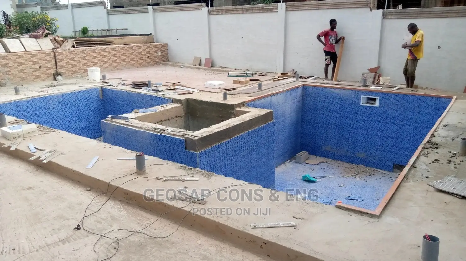 Swimming Pool Jacuzzi