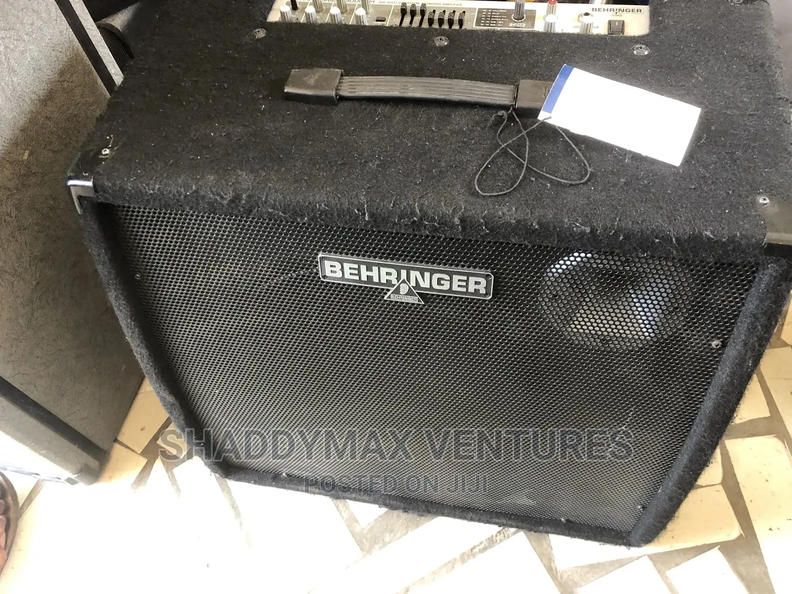 Behringer Keyboard Combo
