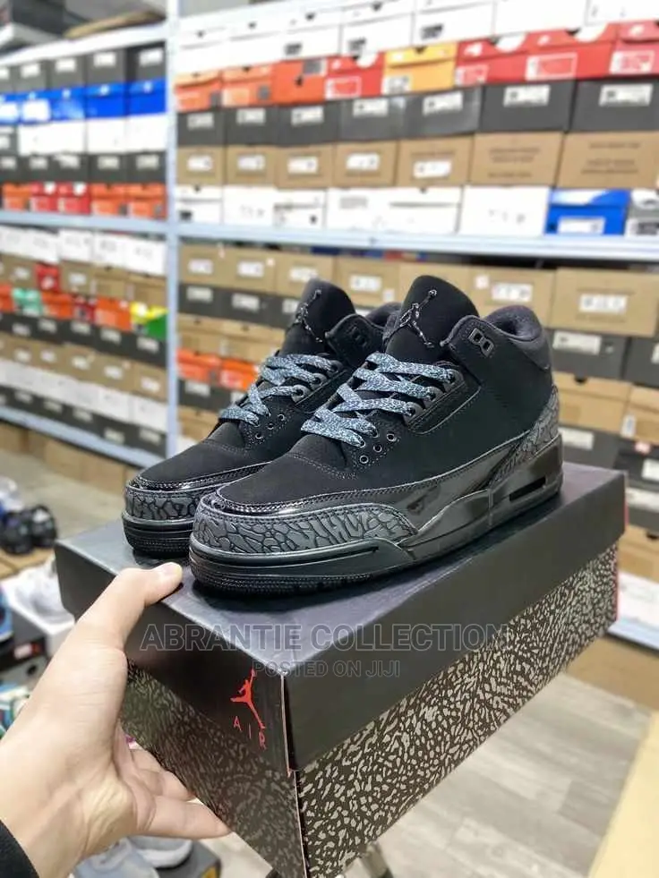 Air Jordan Retro 3 Black Cat