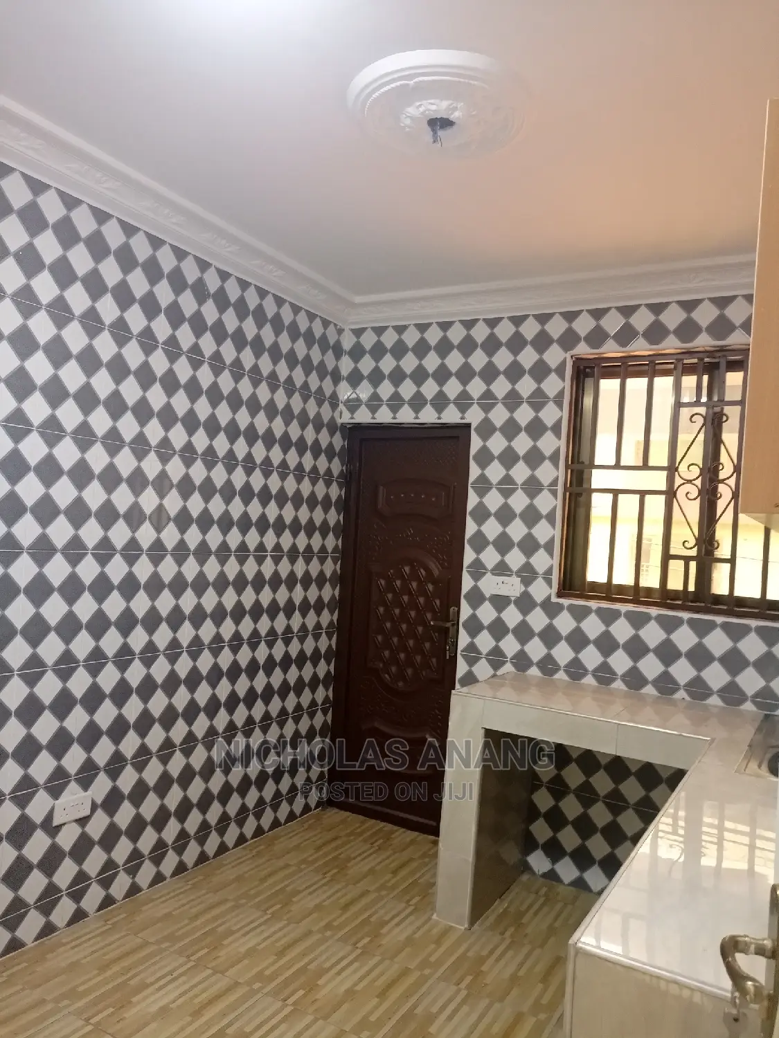 2bdrm Apartment in Don Nicky Properties, New Town for Rent