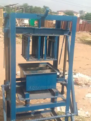 Solid Concrete Block Machines for Sale