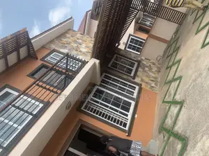 3bdrm House in Skm Property, Achimota for rent