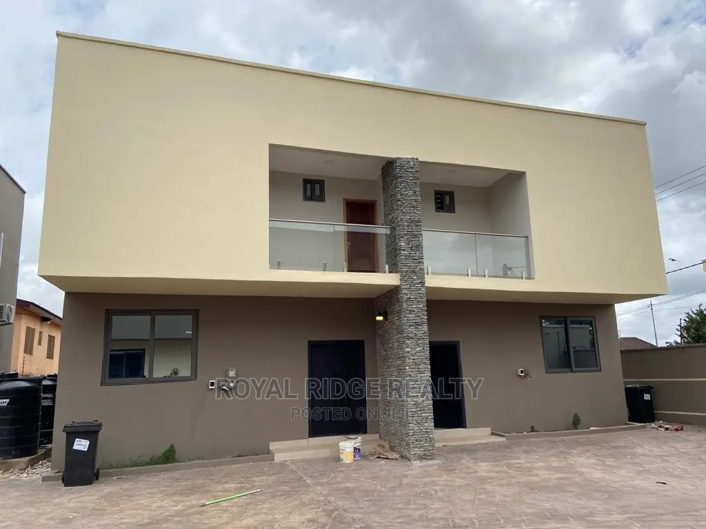 2bdrm House in Upsa, Accra Metropolitan for Rent