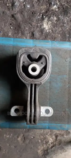 Honda CR-V 2010-2015 ENGINE SEAT/MOUNT for Sale