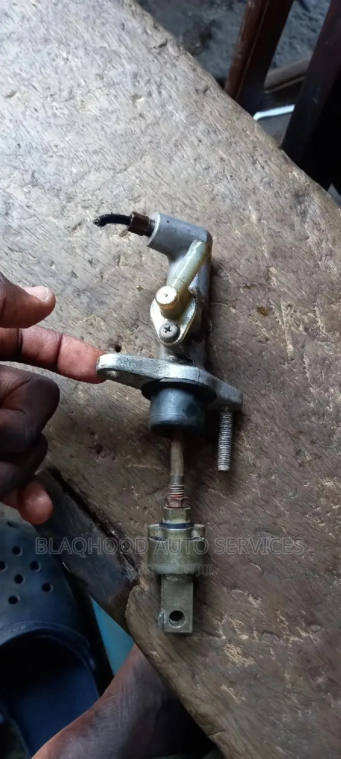 Toyota Fish(Hiace) Clutch Port Available