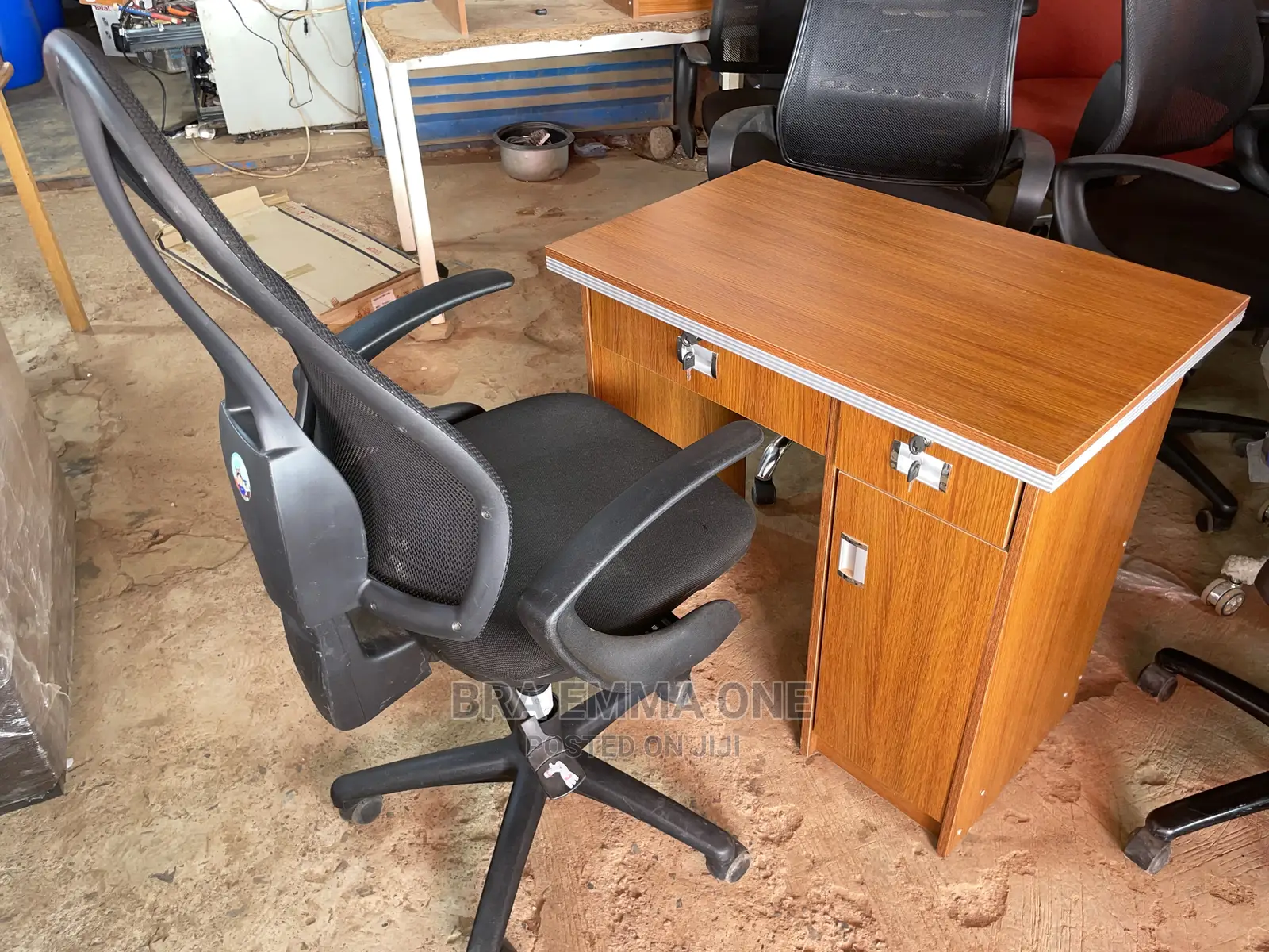 Study Table and Germany Used Chair