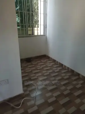 Mini Flat in Chamber And Hall, Tema Metropolitan for rent
