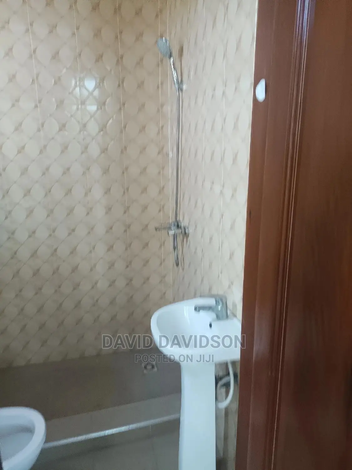 Mini Flat in Chamber And Hall, Tema Metropolitan for rent