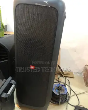 Preowned JBL Party Box 1000 With 1000 Watts From America