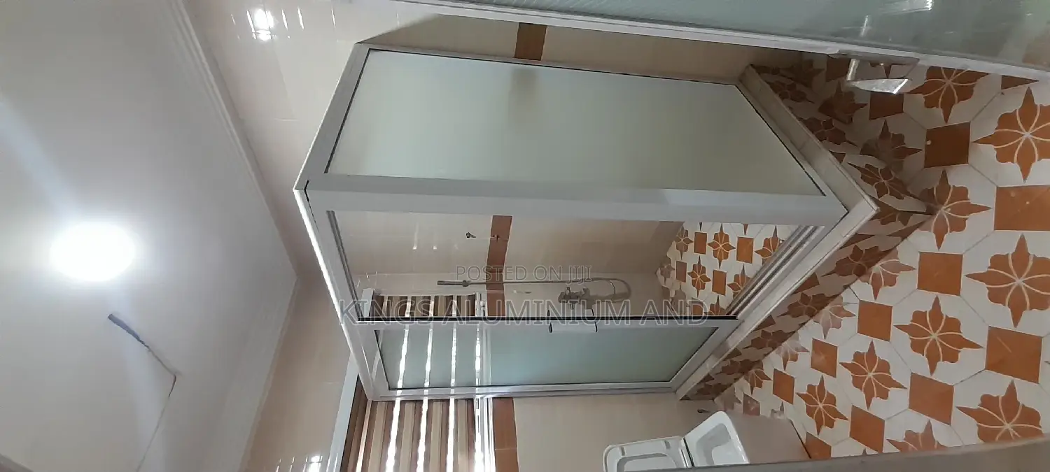 Aluminium Bathrooms