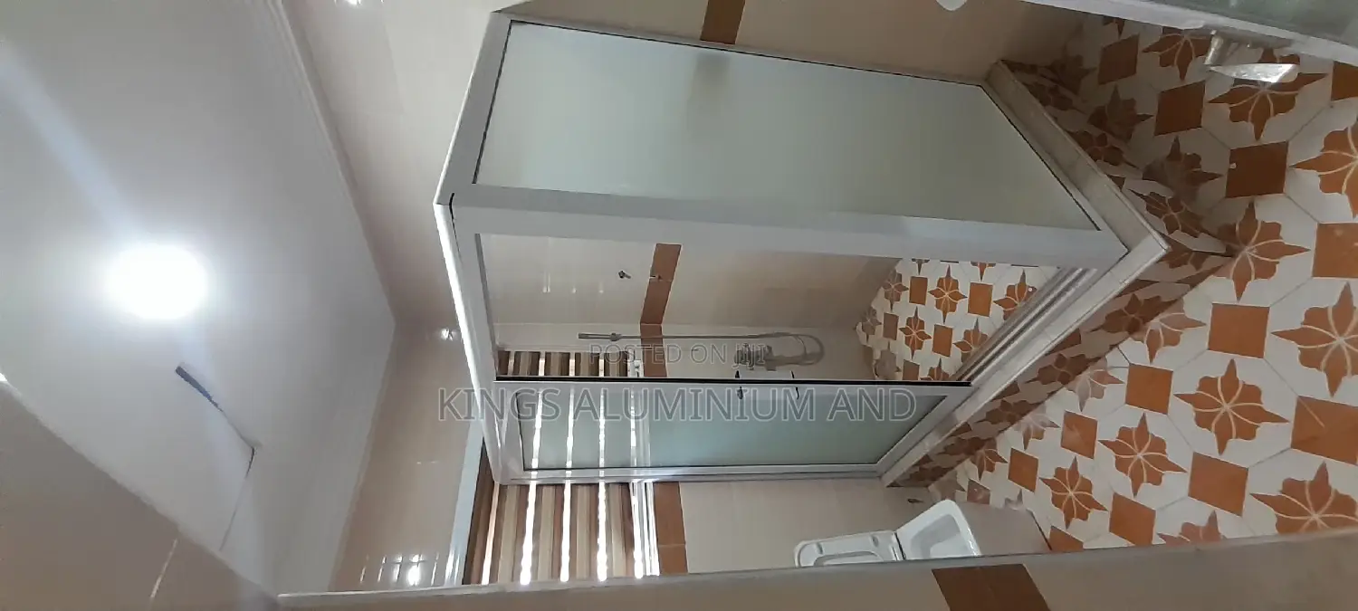 Aluminium Bathrooms
