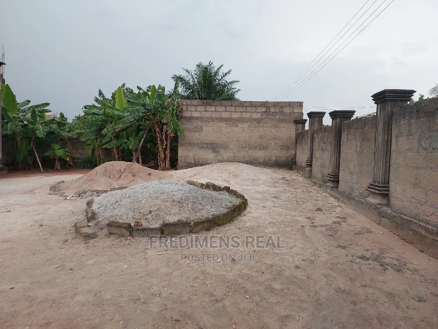 8bdrm Apartment in Fredimens Real, Kumasi Metropolitan for Sale