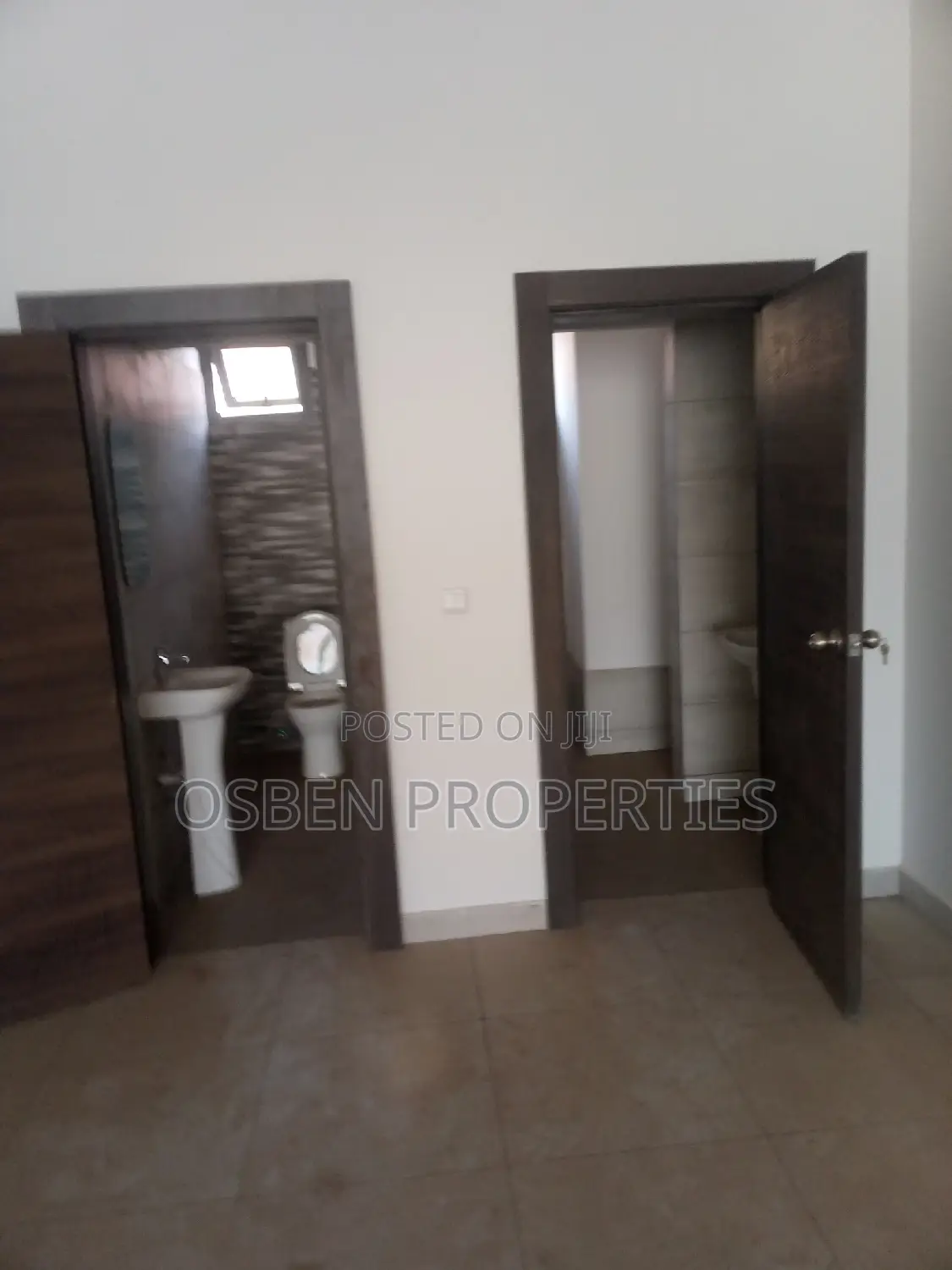 Spacious Showroom at Spintex for Rent