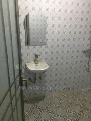 2bdrm Duplex in De- Icons Real, Awutu Senya East Municipal for rent