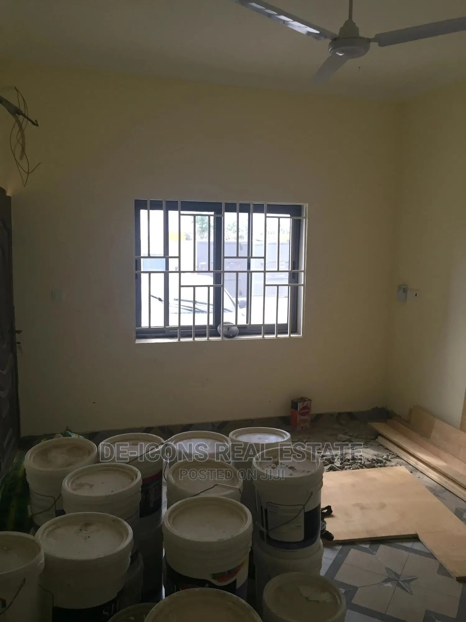 2bdrm Duplex in De-Icons Real, Awutu Senya East Municipal for rent