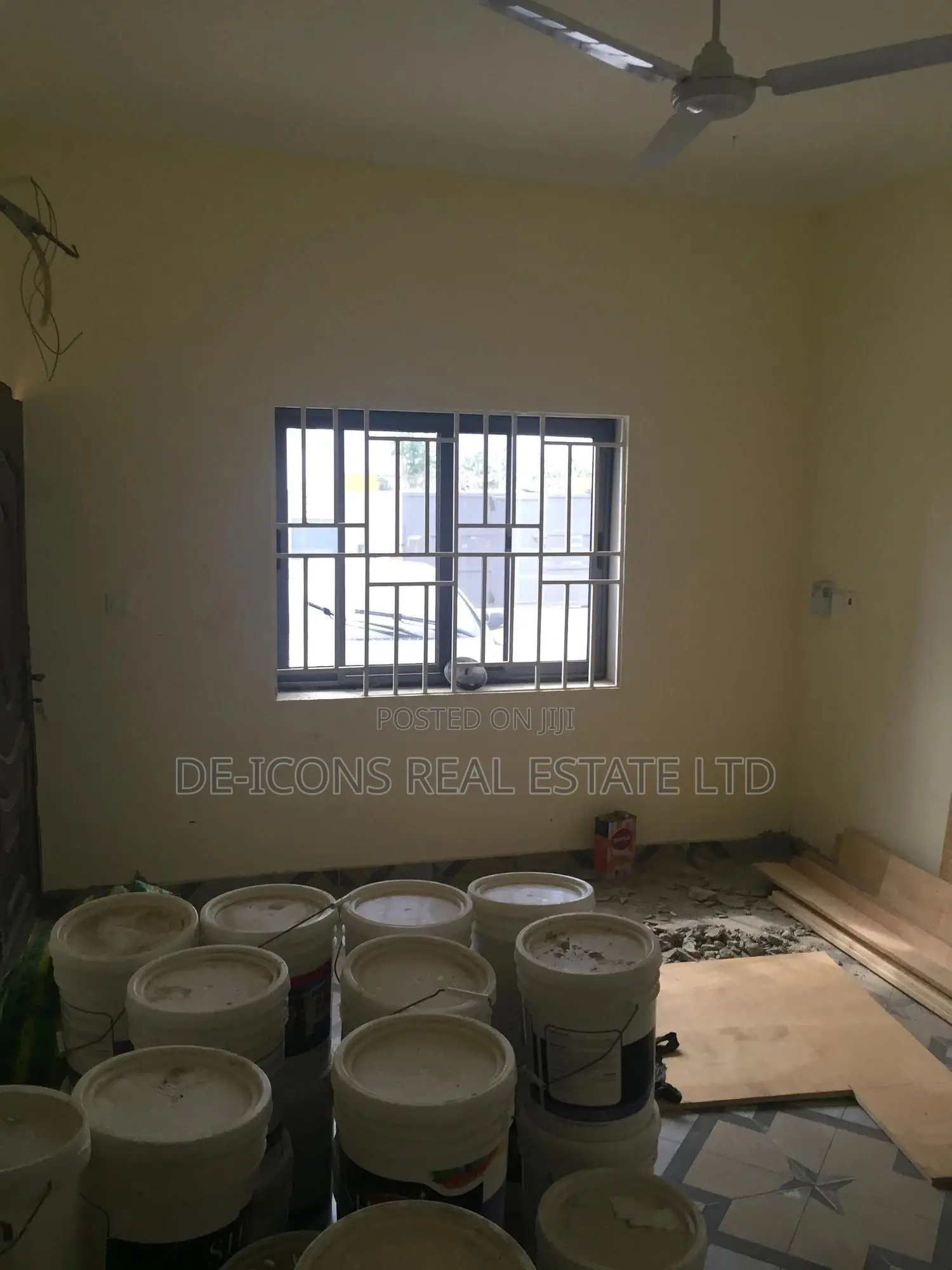 2bdrm Duplex in De-Icons Real, Awutu Senya East Municipal for rent