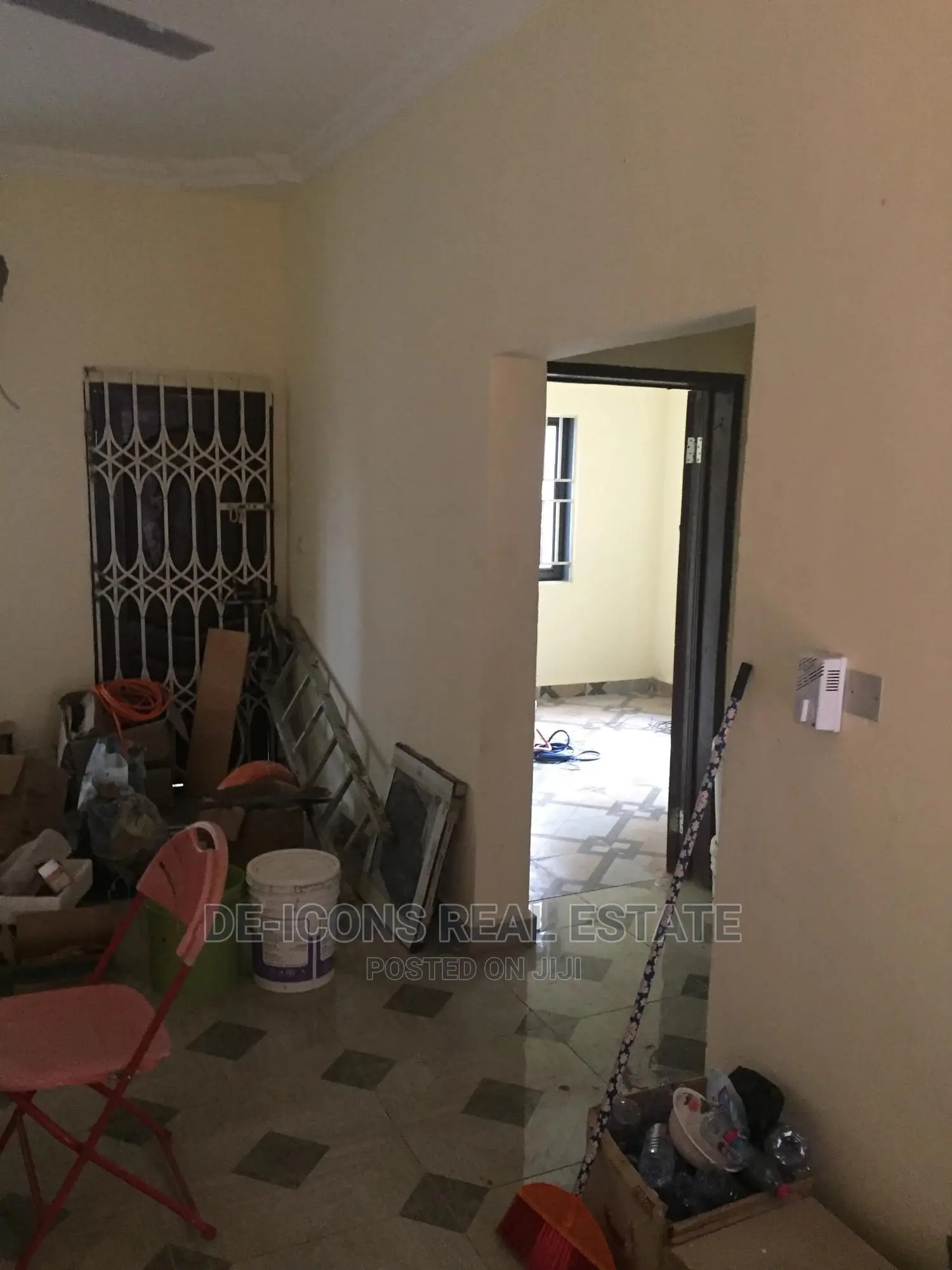 2bdrm Duplex in De-Icons Real, Awutu Senya East Municipal for rent