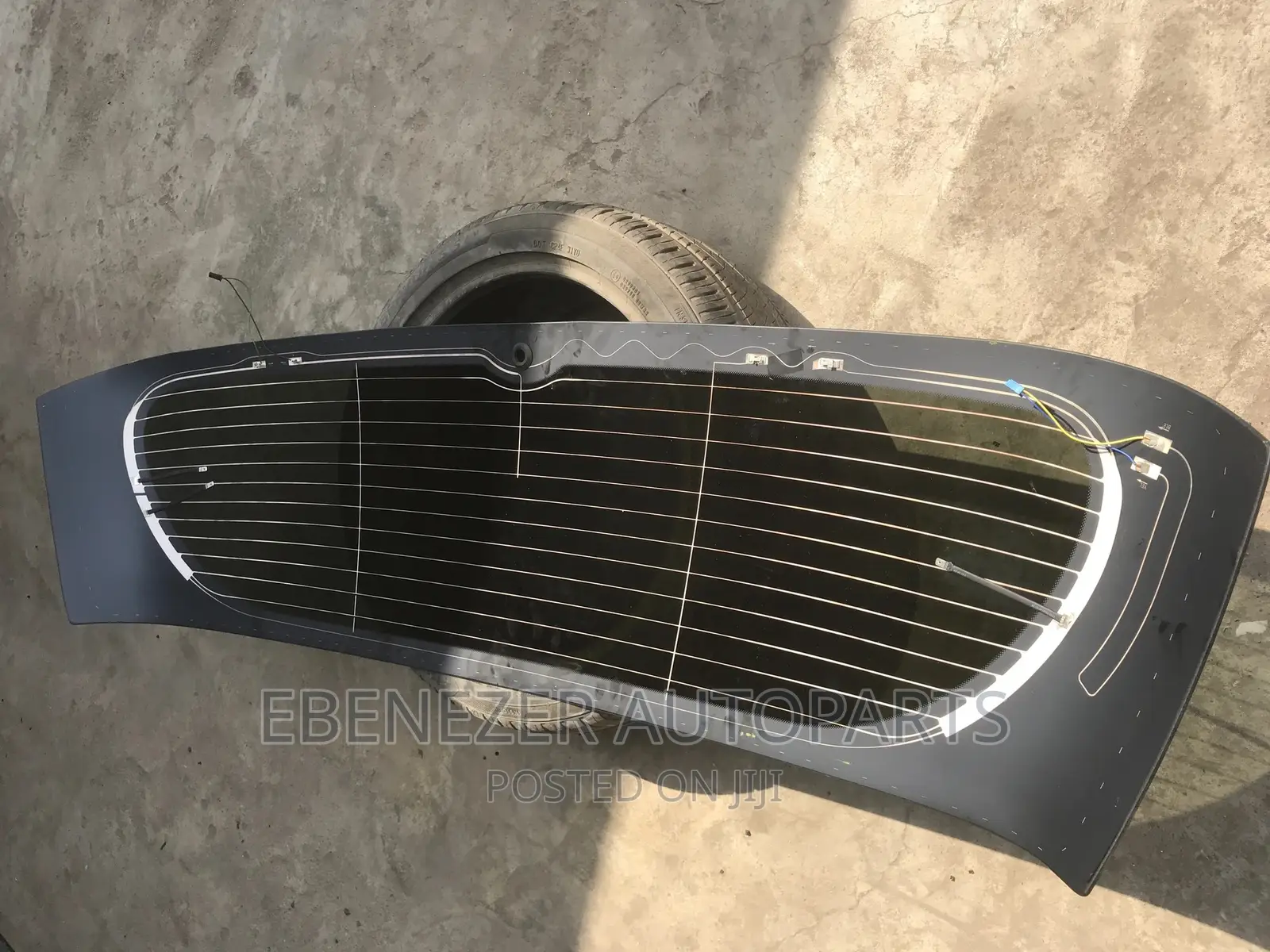 Mercedes Benz R-Class Back Glass