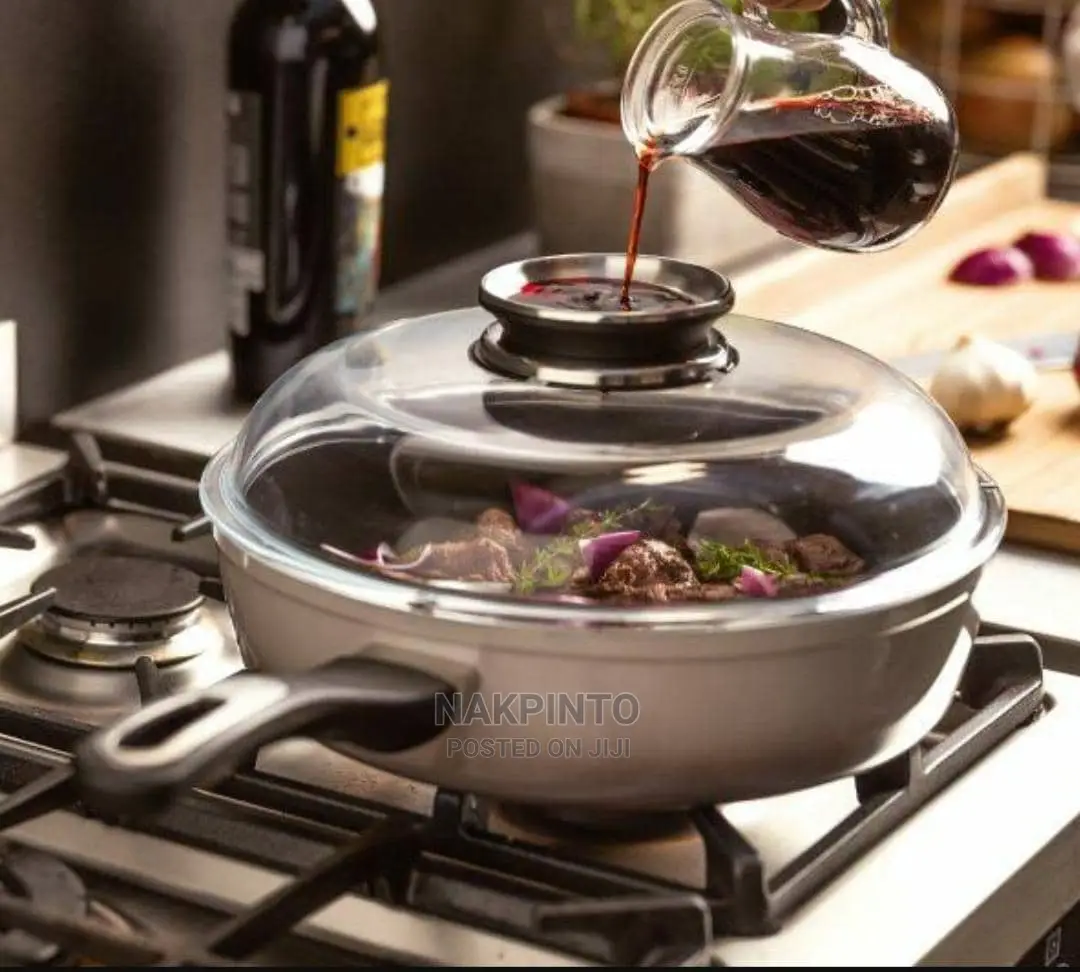 Sauté Pan With Glass Lid. High Quality Frying Pan