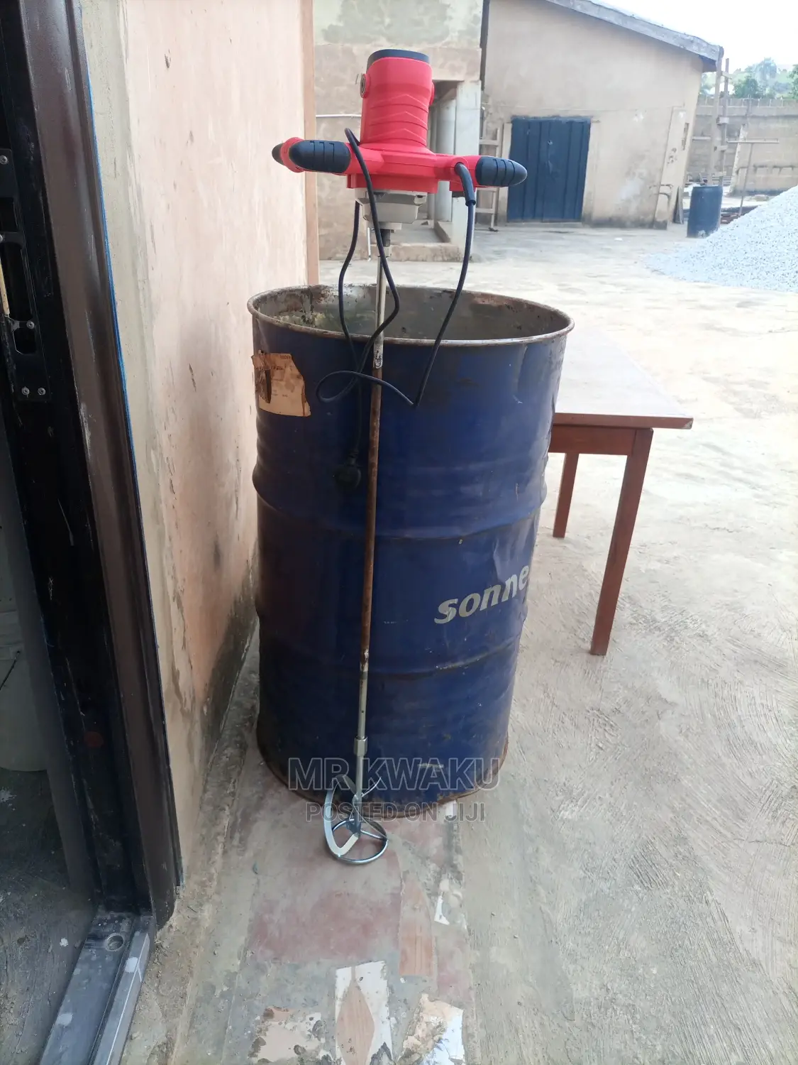 Dealers In American Paints