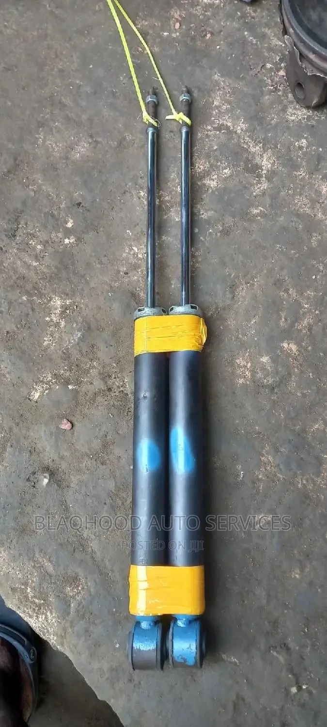 Toyota Vitz/Yaris 2008-2014 Home Used BACK SHOCK ABSORBERS