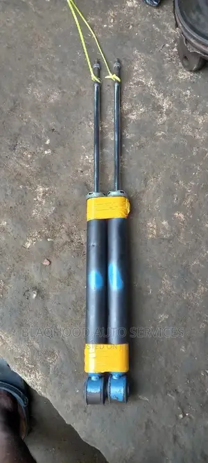 Toyota Vitz/Yaris 2008-2014 Home Used BACK SHOCK ABSORBERS