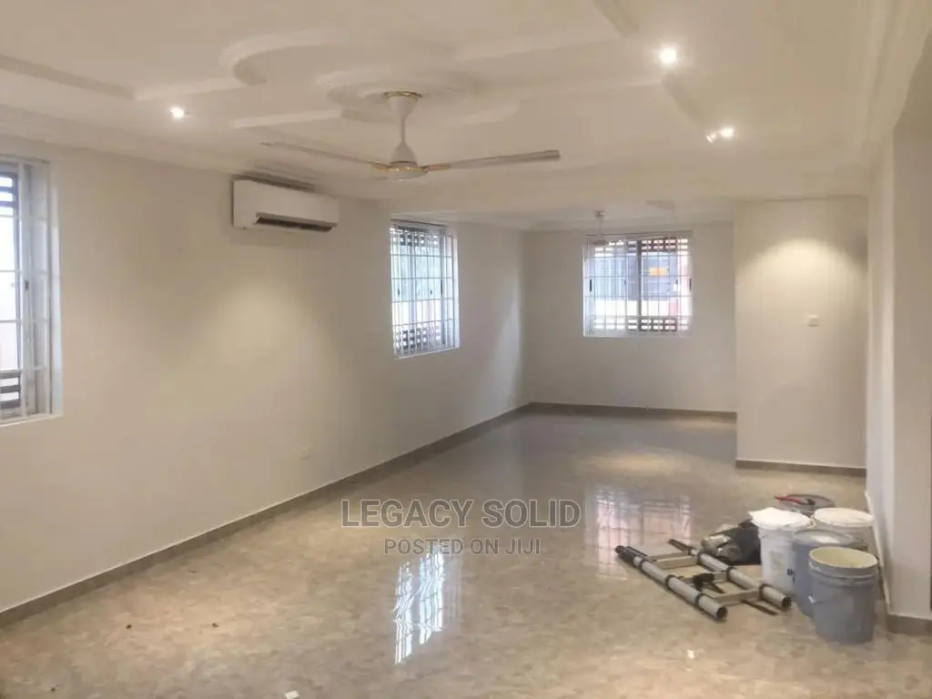 Mini Flat in Legacy Solid Real, Tseaddo for rent