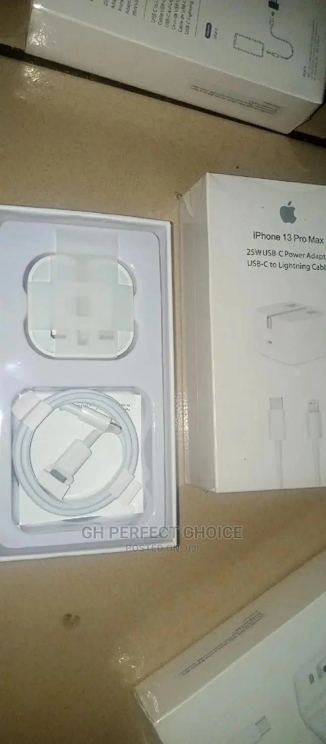 On Pointtype C to All iPhone - Fast Charger