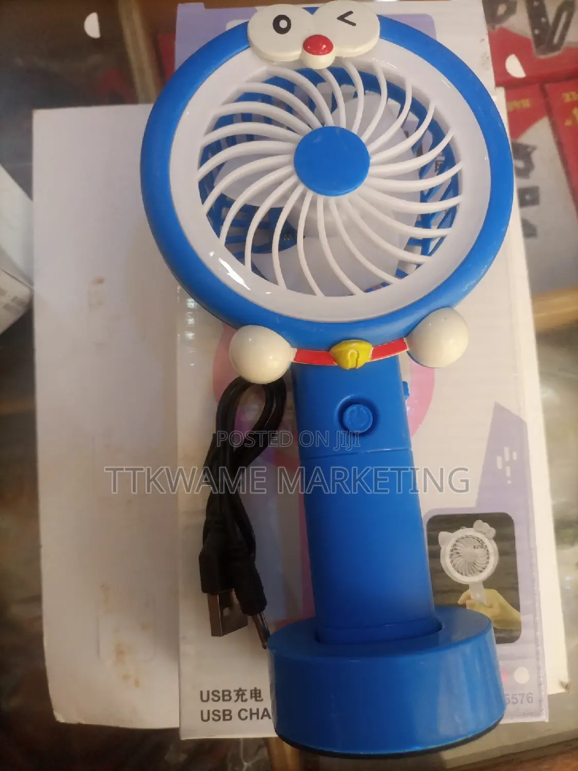 Mini Adorable Fan