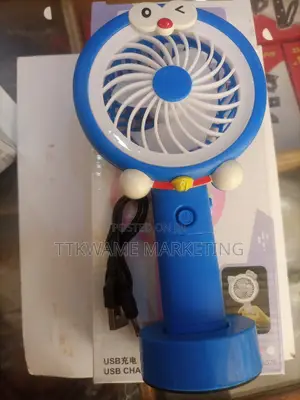 Mini Adorable Fan