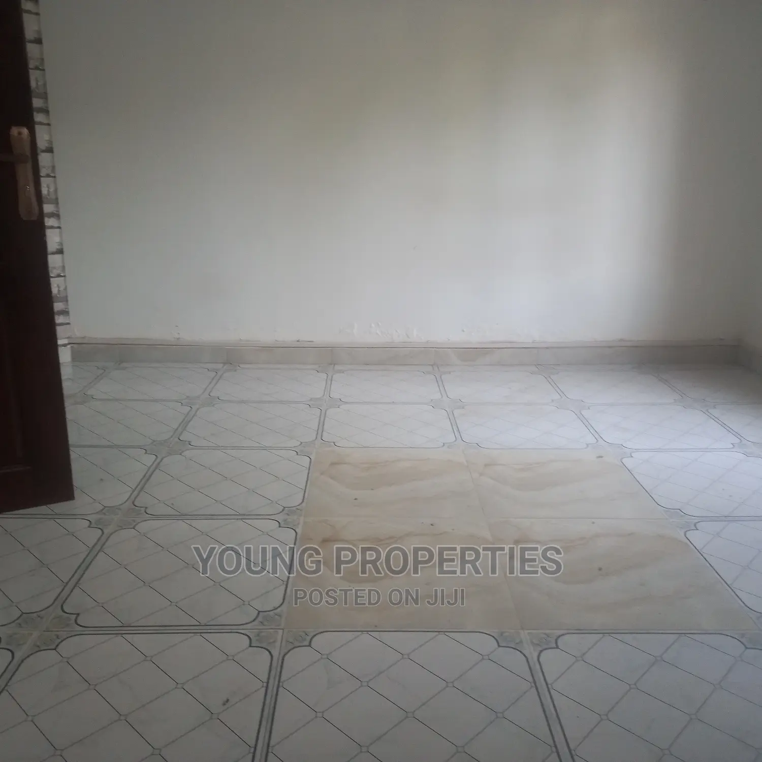 2bdrm Apartment in Young Agent, Toll Booth for rent