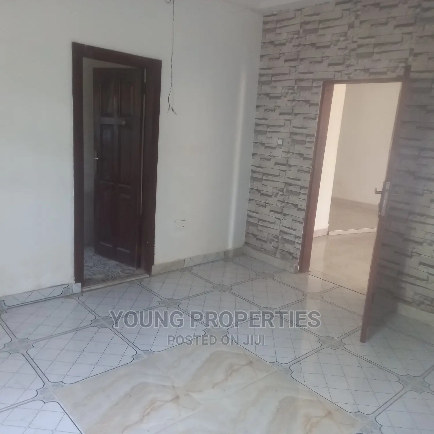 2bdrm Apartment in Young Agent, Toll Booth for rent